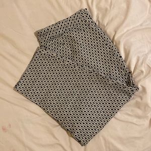 George Black and White Peddle Pushers Size XL 16W